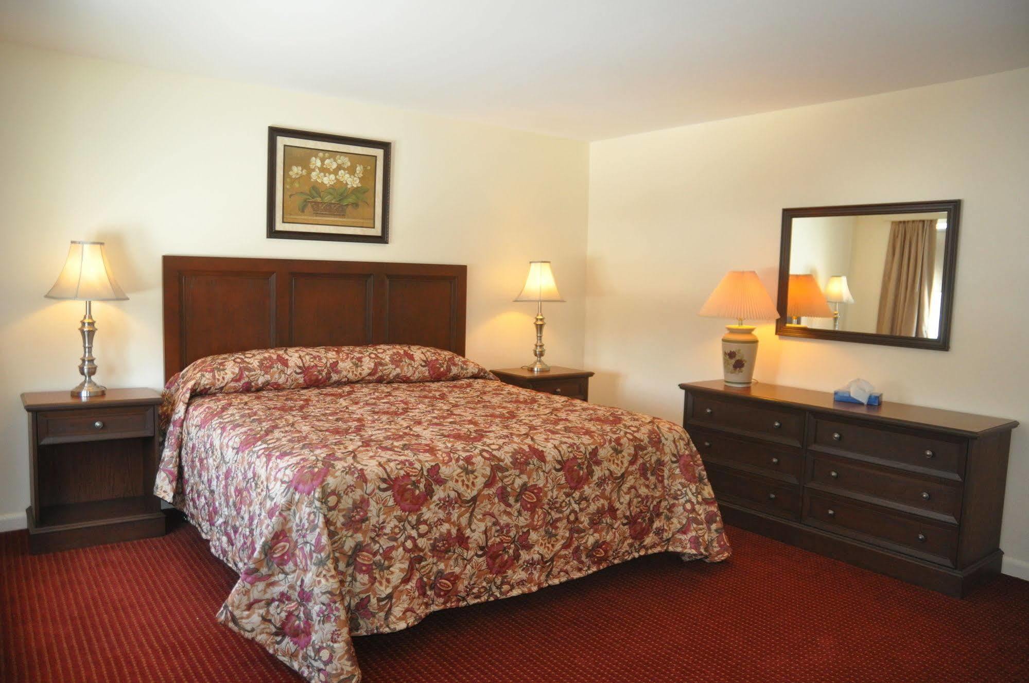 Blue Spruce Inn & Suites Valatie Kültér fotó
